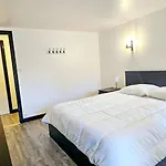 Le De La Cregut Dom wakacyjny *