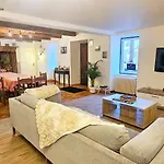 Le De La Cregut Tremouille (Cantal)