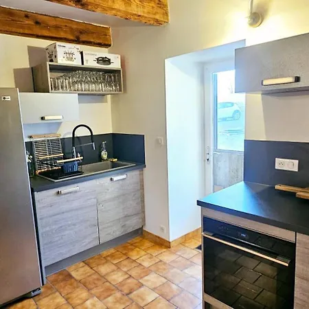 Holiday home Le De La Cregut