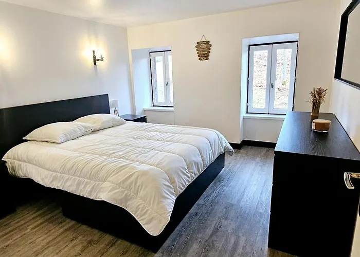 Le De La Cregut Holiday home