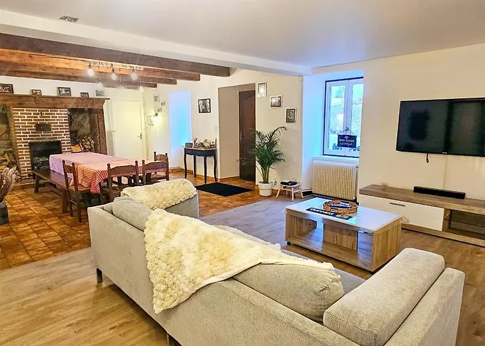 Le De La Cregut Tremouille (Cantal)